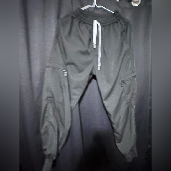 Scrubs -Kaizen brand set - Picture 3 of 6